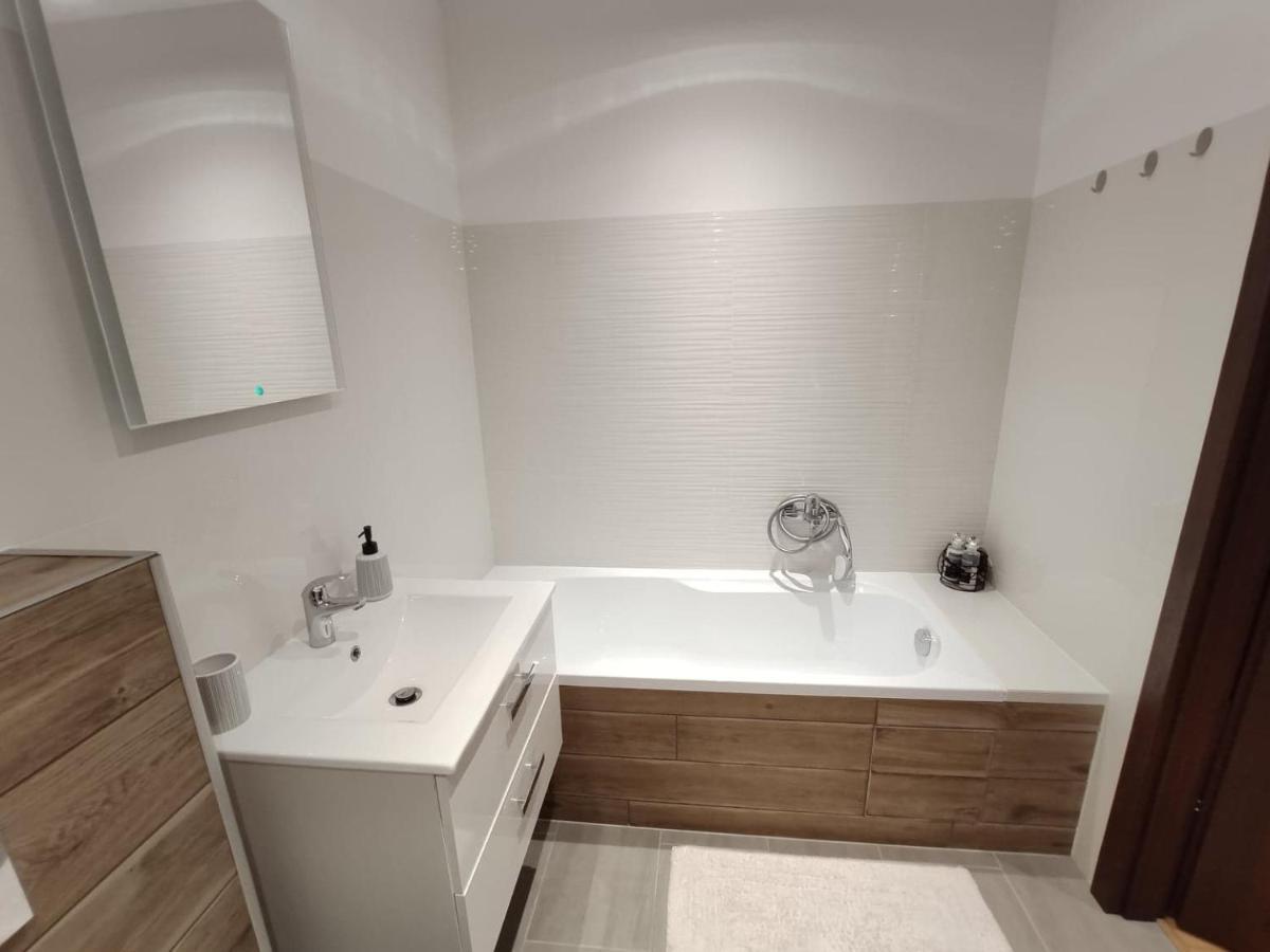 热舒夫Apartament Parkowy公寓 外观 照片